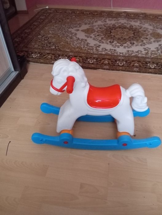 Продається іграшковий коник