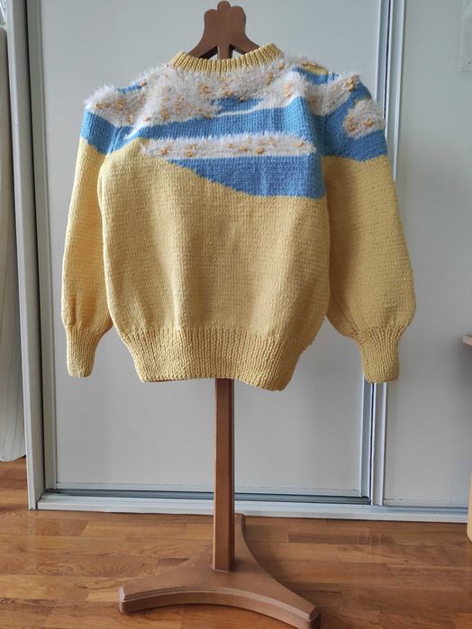 Женский свитер. 100% шерсть.