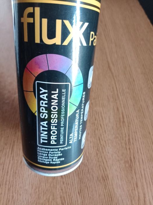 Tinta spray preto de alta temperatura