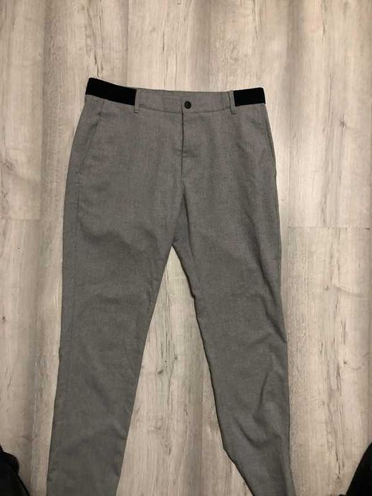 Calças Chino Cinzentas Zara MEN