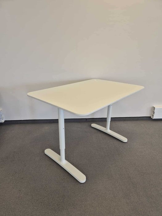 Biurko IKEA BEKANT 120×80 cm – stan bardzo dobry