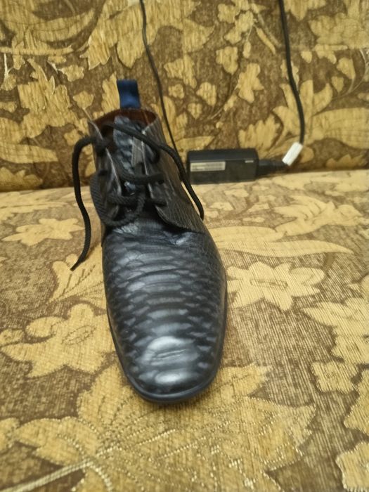 Продам кожаные туфли