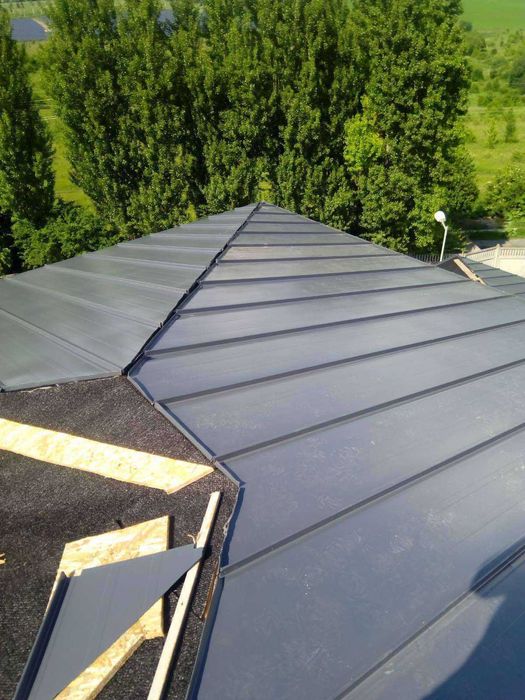 Покрівельні роботи, монтаж даху, металочерепиця