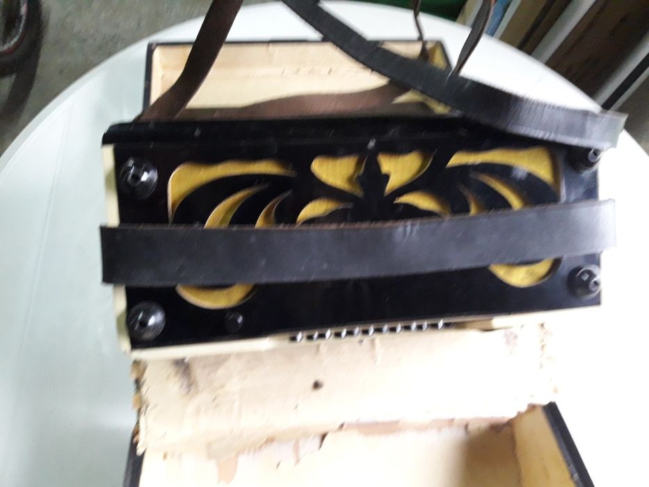 Stary akordeon Tatry