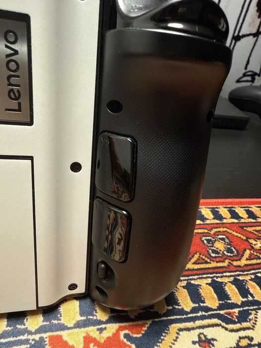 Handheld Lenovo Legion Go Z1 Extreme