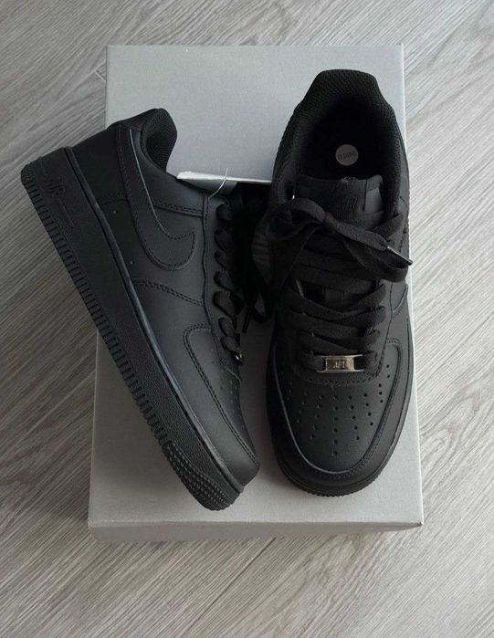 Кросівки Nike Air Force 1 Black чорні найк аір форс класичні
