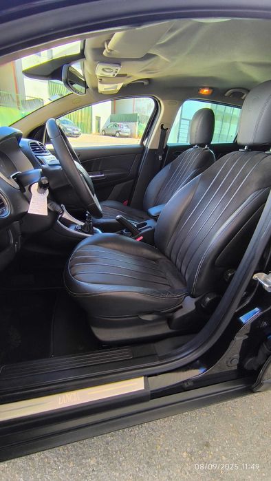 Lancia Delta 1.4 T-JET versão rara e unica á venda