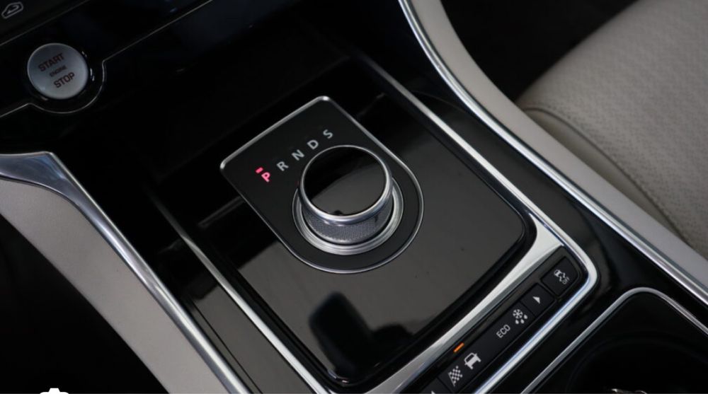 Jaguar xe 2.0 caixa automática