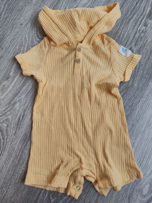 Боді , ромпери