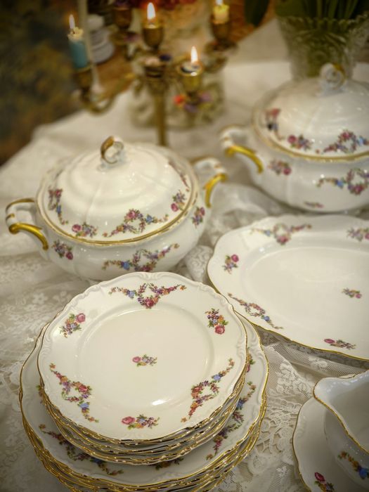 Вінтажний столовий сервіз на шість персон