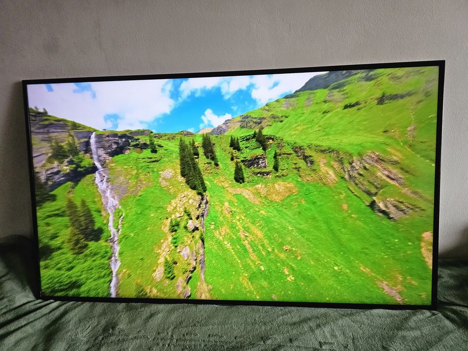 Telewizor Samsung 50 Smart tv 4k uchwyt