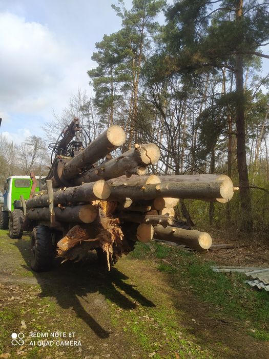 Прицеп з маніпулятором.
