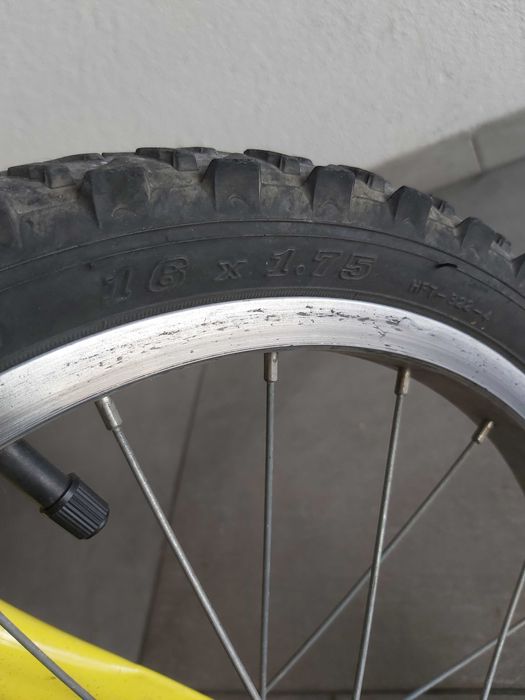Bicicleta criança impecável