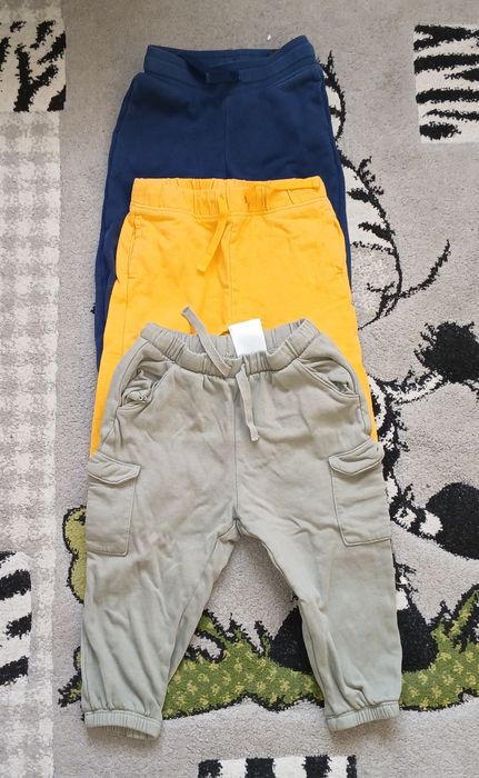 Spodnie R. 86/92 (12 sztuk)  + gratis komplet