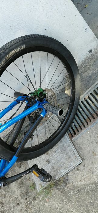 Bike de dirt/wheeling
