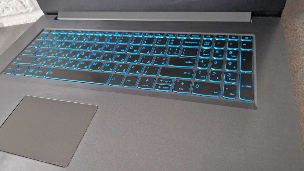 Ноутбук Lenovo Ideapad L340/ i7-9750H/ 16/1 ТБ / GTX 1050 /17 дюйм