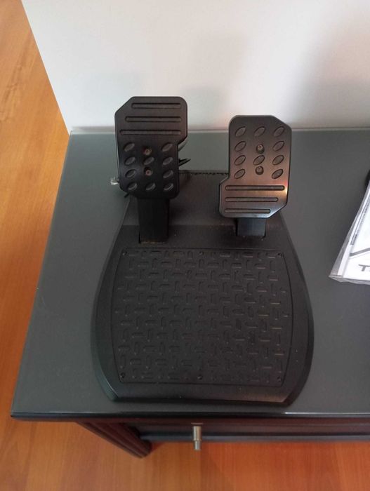 Simulador Thrustmaster T80 Ferrari 488 GTB Edition