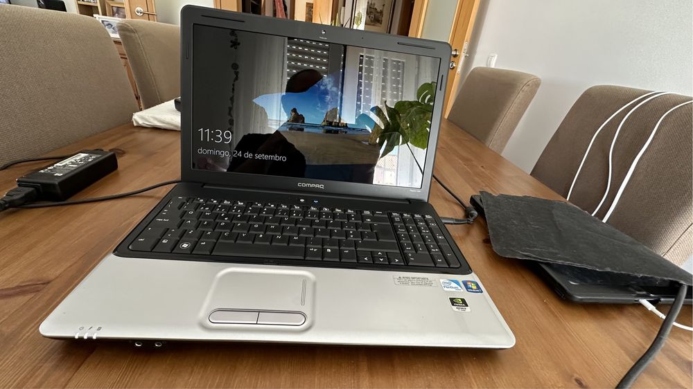 PC Compaq Presario CQ61