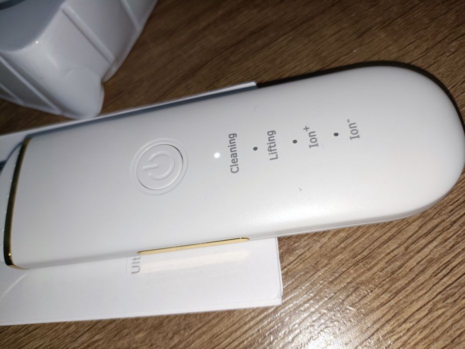 Скруббер Ultrasonic Scrubber скрабер для лица