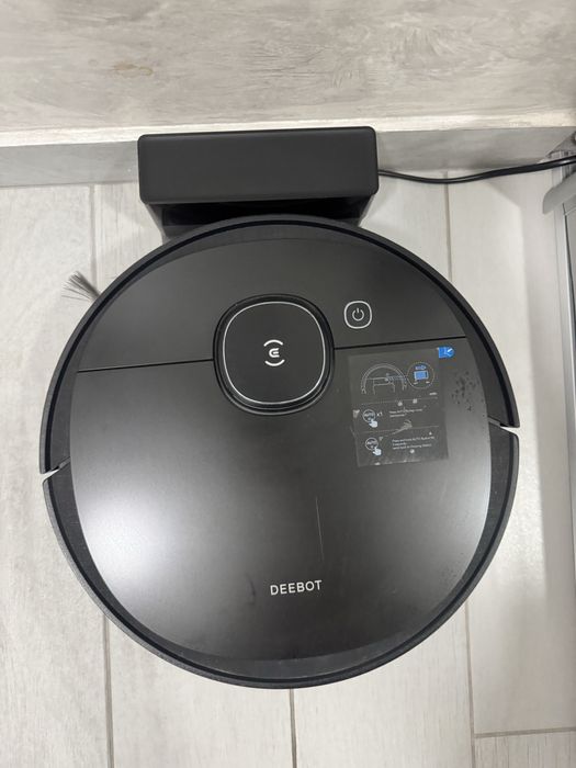 Робот-пылессос Deebot Ozmo 950