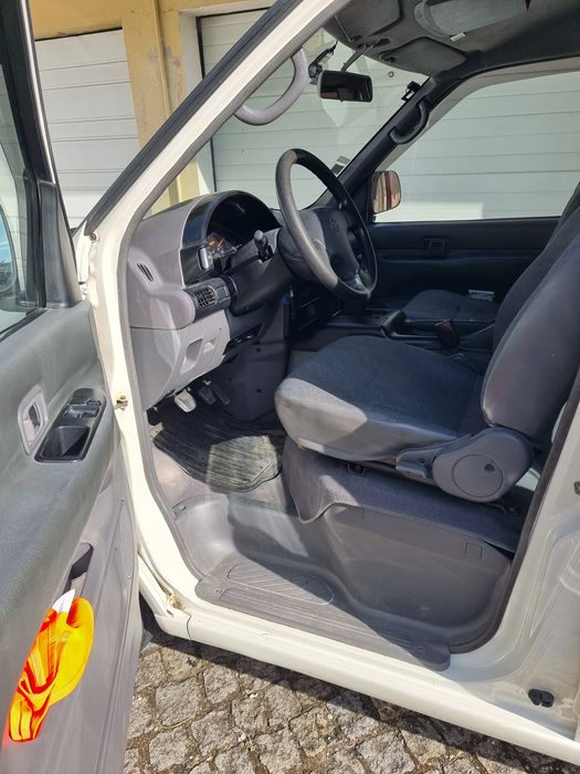 Vendo Nissan Vanette  Cargo 2.3HD 5 Lugares