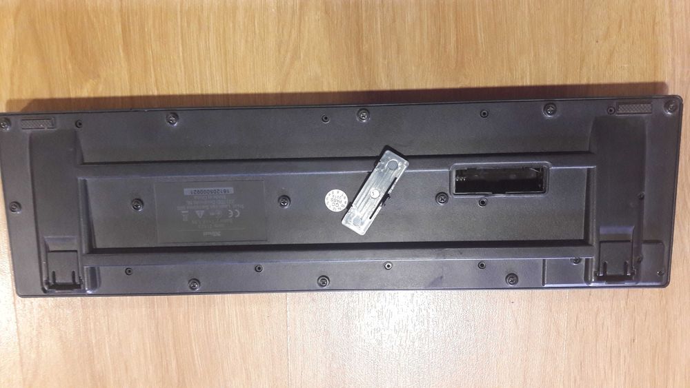 Teclado sem fios Trust (usado)