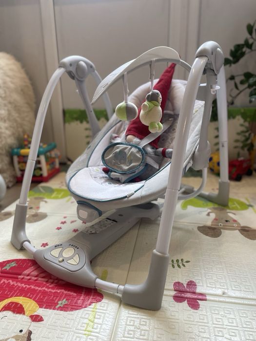 Крісло-гойдалка Ingenuity ConvertMe, дитячий шезлонг