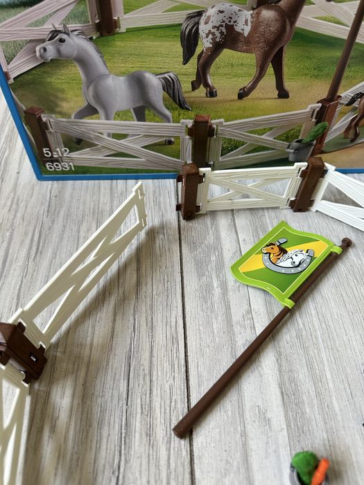 Playmobil Country wybieg dla koni