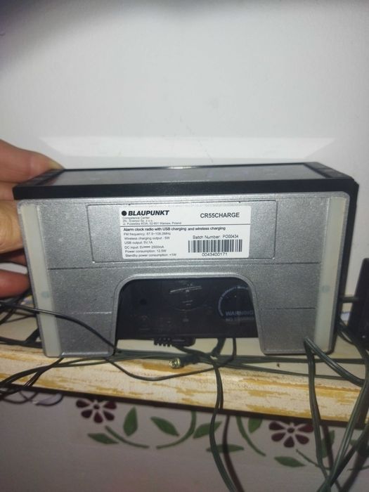 Radiobudzik Blaupunkt CR55CHARGE | Ładowarka indukcyjna Qi, USB, FM