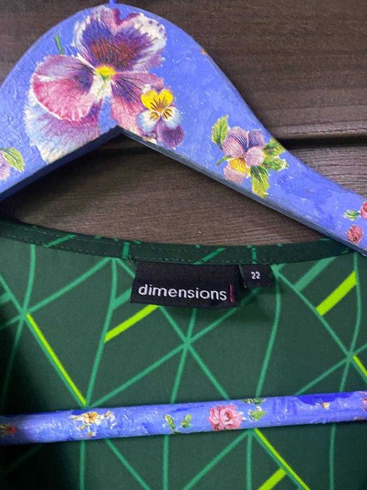 Блуза зеленая с рисунком большого размера DIMENSIONS