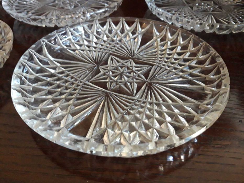 Komplet 7 krysztalowych talerzyków deserowych