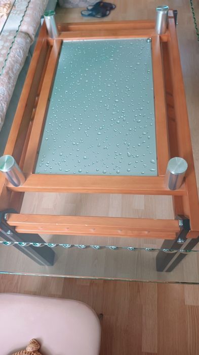 Стол стеклянный двойной.