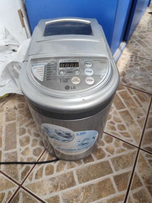Хлібопічка LG HB-205CJ