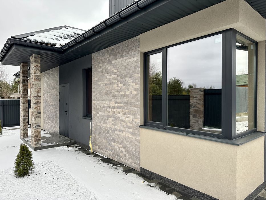 Будинок з газом  на в'їзді у Ворзель , поруч з Бучею. 135 000 $