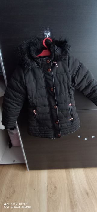 Czarna kurtka dla dziewczynki