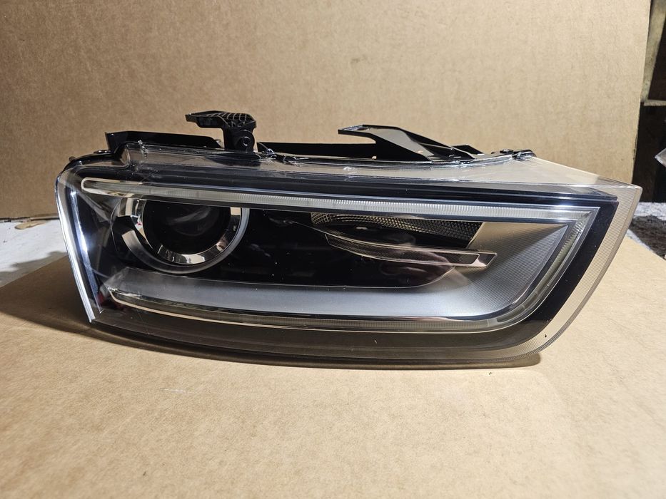 Reflektor lampa przód prawa Audi Q3 8U Bixenon Led Eu