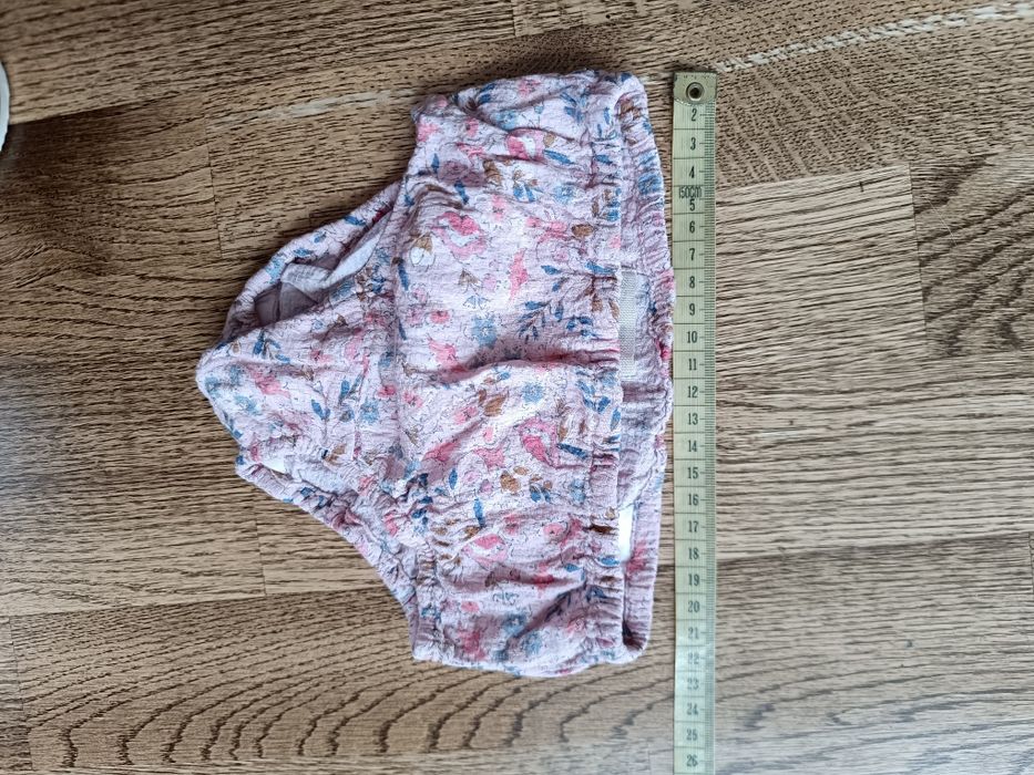 Zara Mini spodenki á la majtki r. 9-12 miesięcy