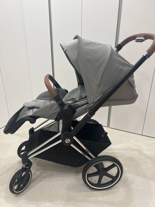 Коляска Cybex Priam 4.0 шасі Chrome Black з коричневою ручкою: 40 000 ...