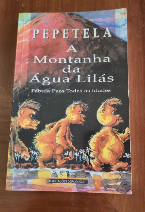 Livro- A montanha de água lilás de Pepetela