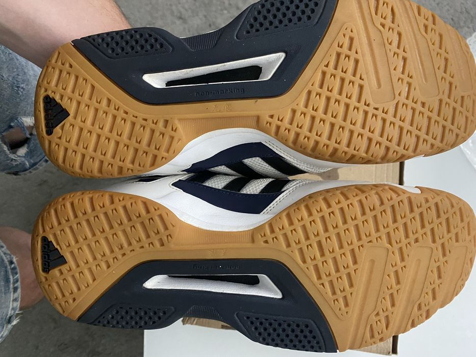 Кросівка Adidas