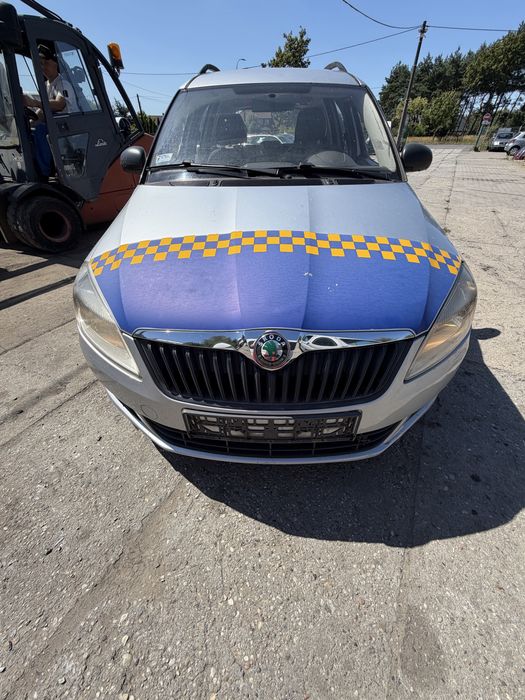 Kompletny przód Skoda Roomster zderzak maska lampy pas przedni 1.4 benzyna Skoda Fabia II