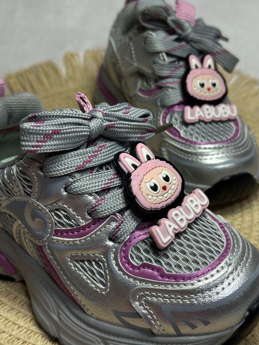 Нові Трендові кросівки для дівчинки з LABUBU