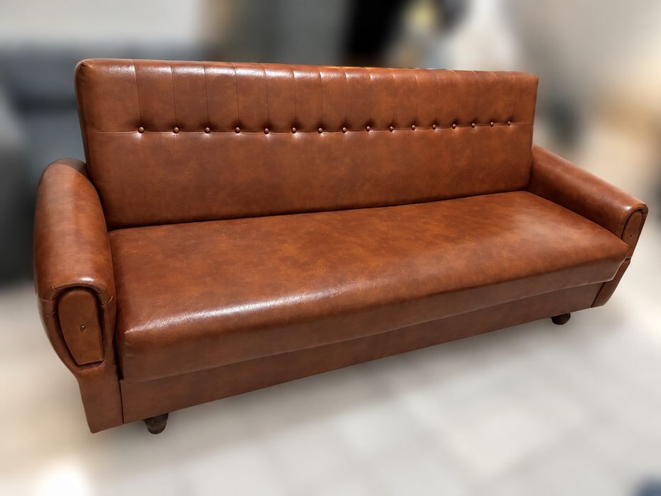 Sofá Cama de couro 4 lugares