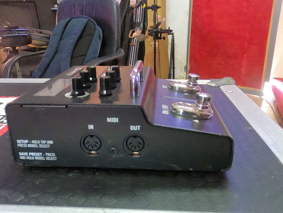 Line6 M5 com caixa e transformador