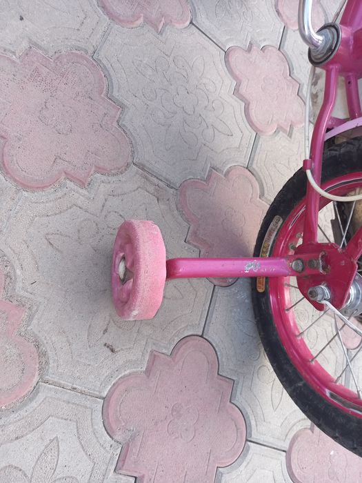 Дитячий велосипет.