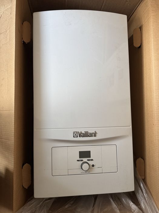 Газовий котел Vaillant turboTEC pro