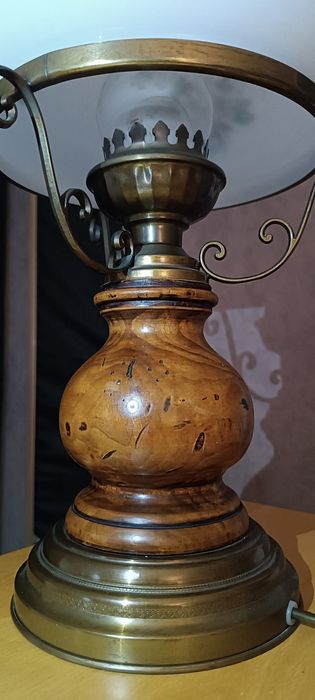 Lampka drewniana mosiądz