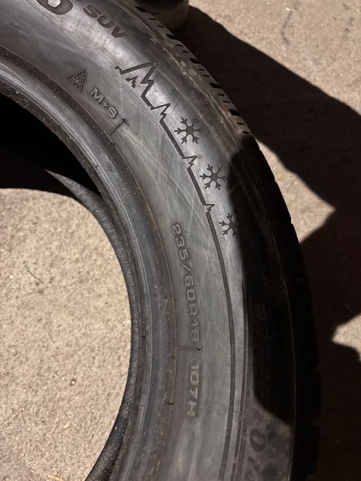 Opony zimowe Dunlop 235/60 R18