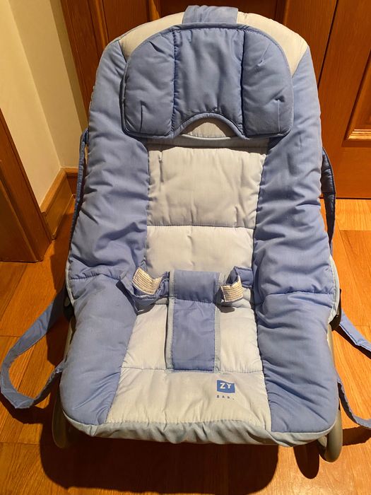 Espreguiçadeira de bebé em bom estado