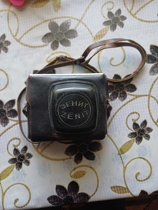 Фотоапарат Zenit